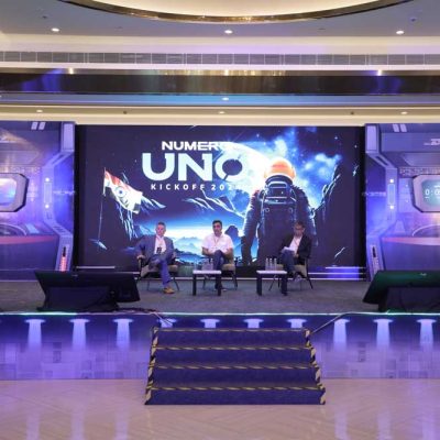 event planner for corporate events